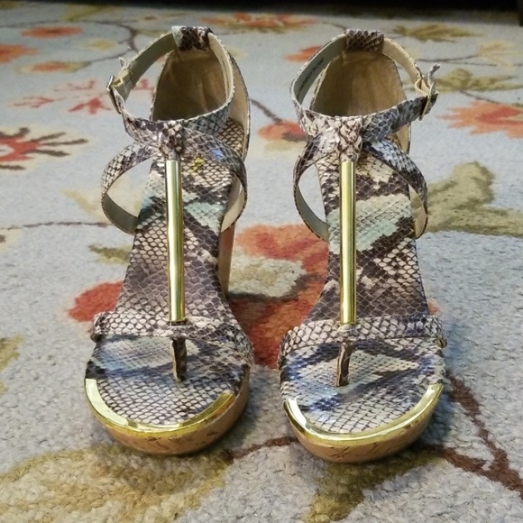 Mossimo animal print cork wedges with gold accents - Picture 2 of 6